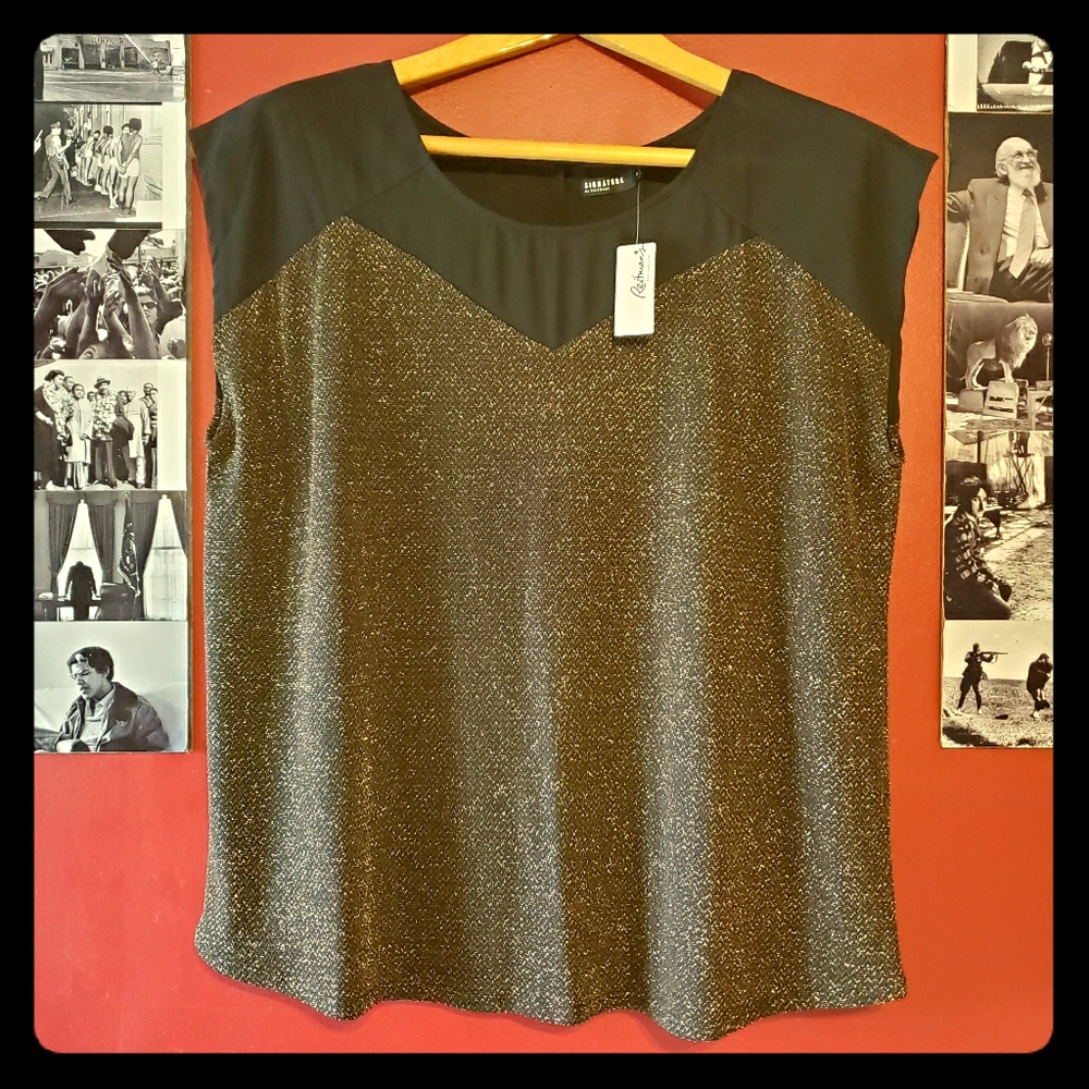 Black and Gold Short Sleeve Plus Top